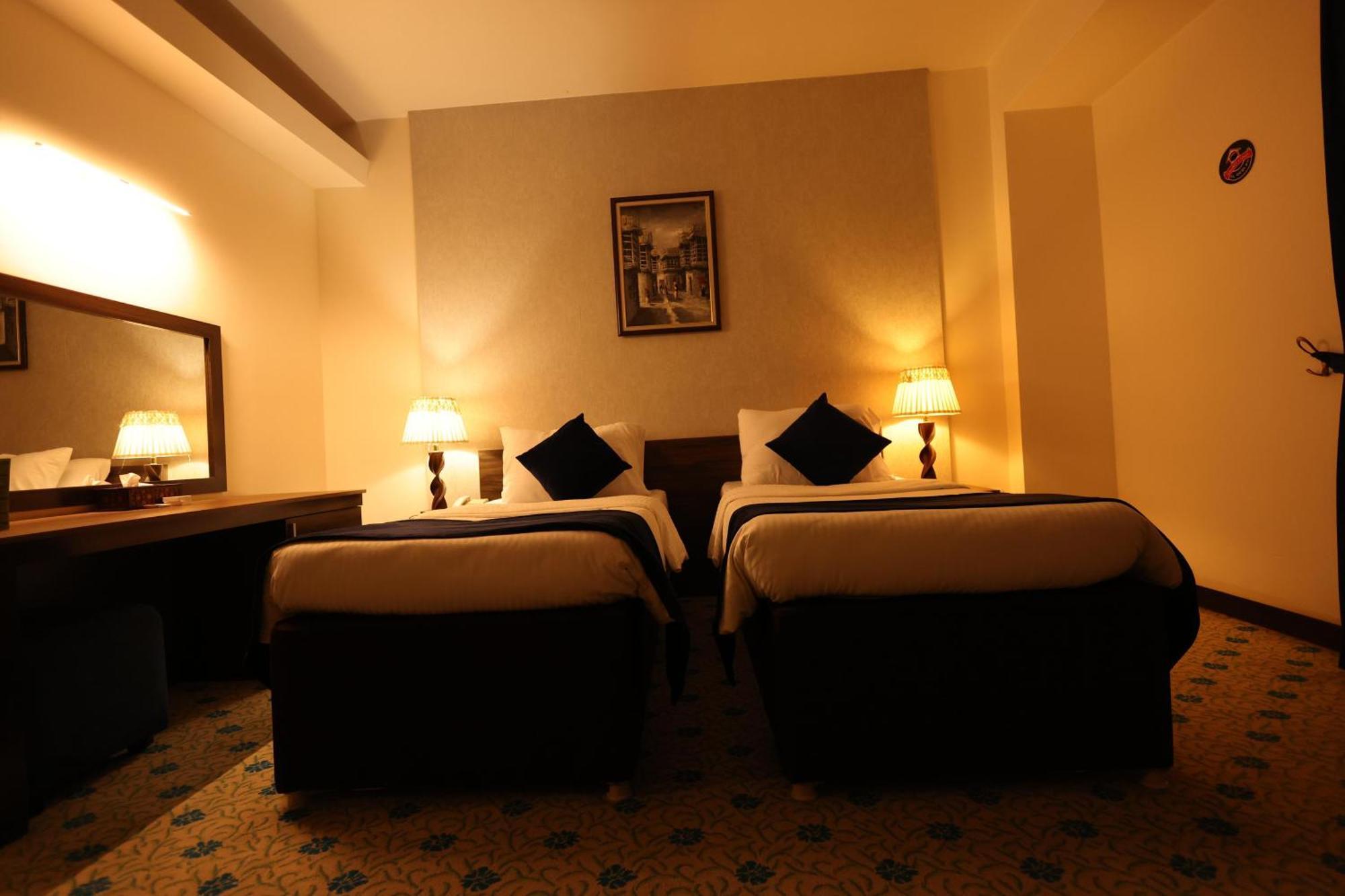 فندق بغداد Baghdad International Hotel Buitenkant foto